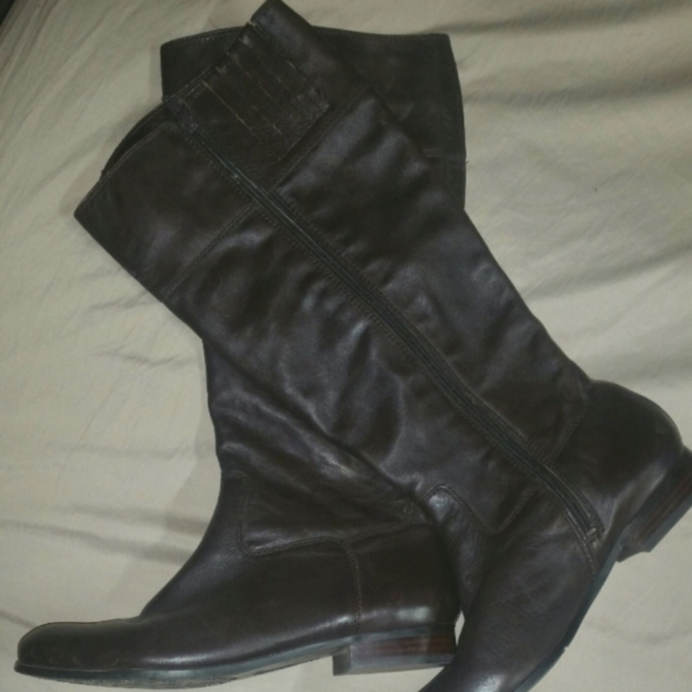 Arturo Chiang boots